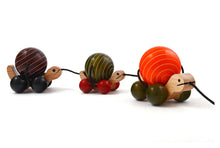 Load image into Gallery viewer, Ma Me Pa (OGB) | Wooden train toy | Wooden turtles train