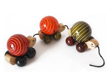 Load image into Gallery viewer, Wooden train toy